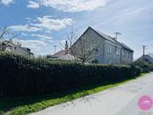 Prodej rodinného domu se dvěma bytovými jednotkami v obci Bělkovice Lašťany, cena 5975000 CZK / objekt, nabízí
