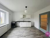 Pronájem rodinného domu 2+1 se zahradou v Bělkovicích- Lašťanech, cena 18000 CZK / objekt / měsíc, nabízí 