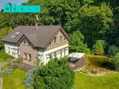 Prodej rodinného domu se zahradou ve Šternberku, cena 16900000 CZK / objekt, nabízí 